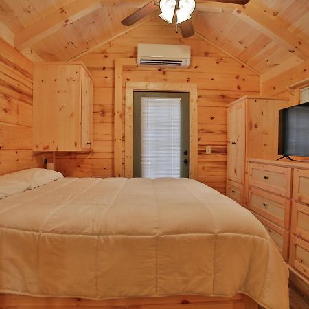 Bryce Cabin Lookout Mtn Tiny Home W Swim Spa Чатануга Екстериор снимка